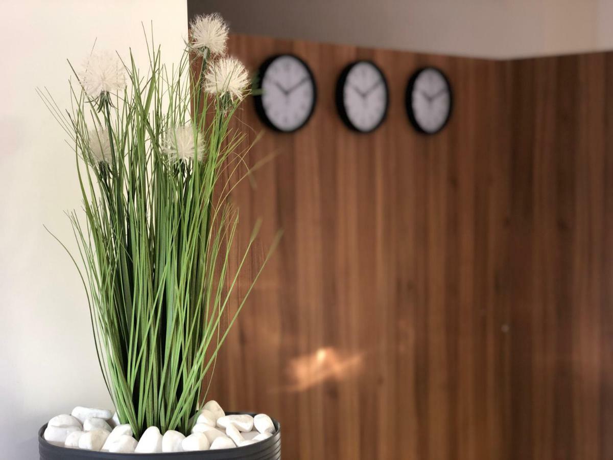 Hotel Bonus Коломыя Экстерьер фото